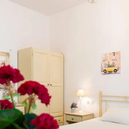 Apartment Limani *