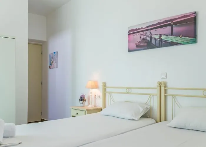 Limani Apartman Andíparosz